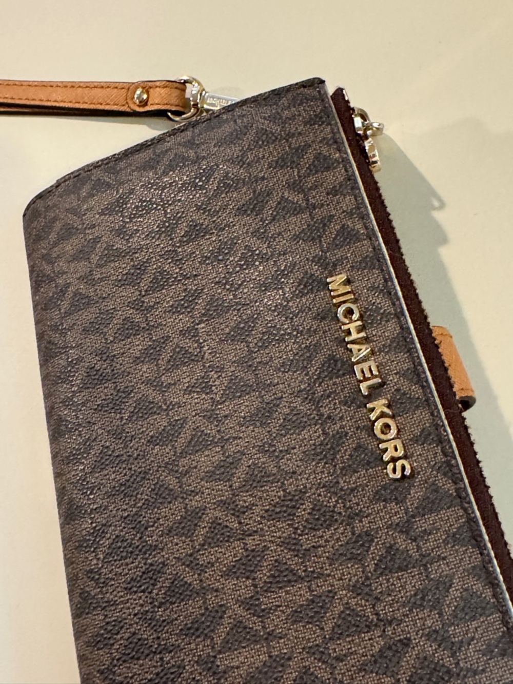 Michael Kors Jet Set Travel Large Double Zip Phone Wallet Wristlet Logo $198.00